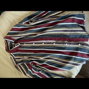 PAC sun button down